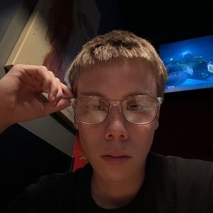 Meet your Posher, Leland